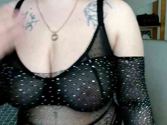 Leilabeayte24 webcam