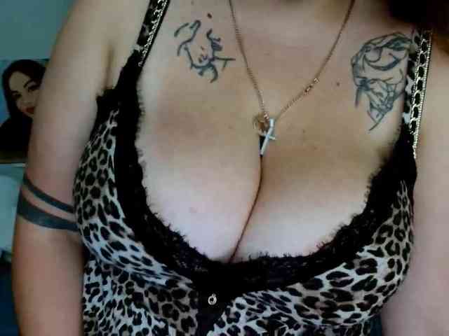 Leilabeayte24 webcam