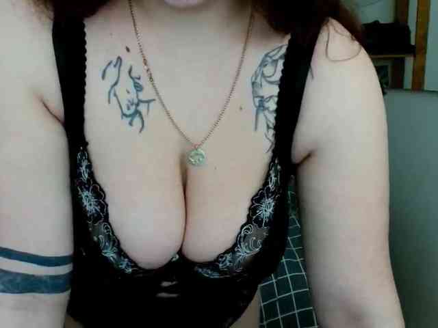 Leilabeayte24 webcam