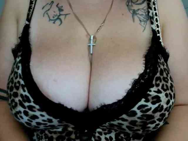 Leilabeayte24 webcam