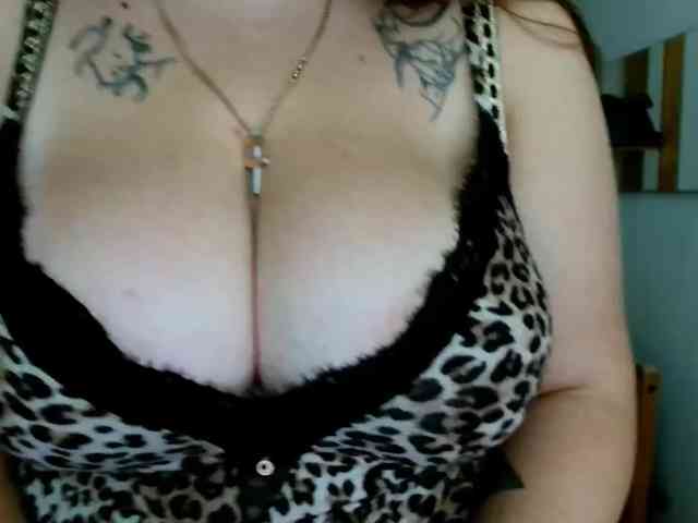 Leilabeayte24 webcam