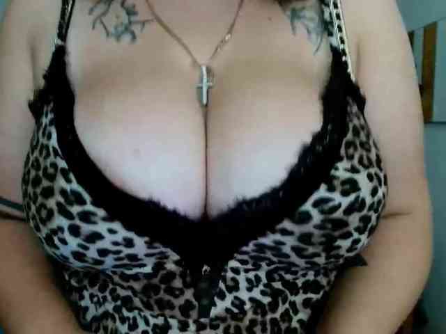 Leilabeayte24 webcam