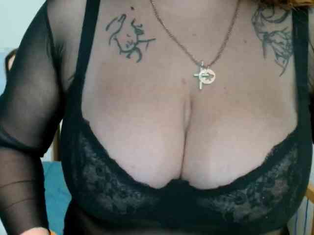 Leilabeayte24 webcam