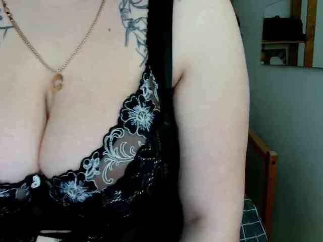 Leilabeayte24 webcam