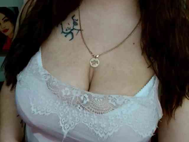 Leilabeayte24 webcam