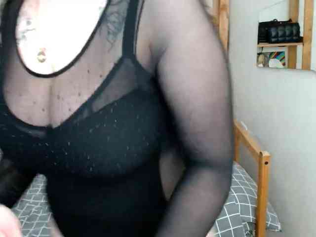 Leilabeayte24 webcam
