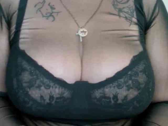 Leilabeayte24 webcam