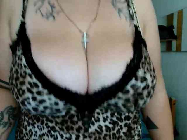 Leilabeayte24 webcam