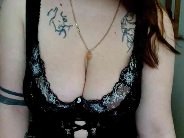 Leilabeayte24 webcam