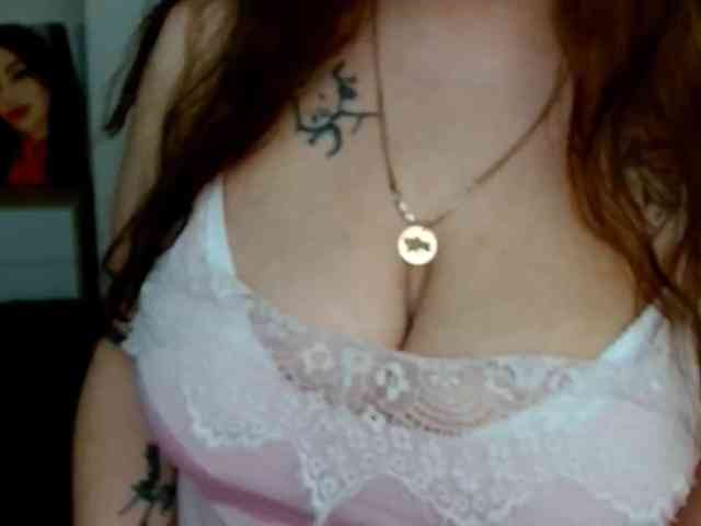 Leilabeayte24 webcam