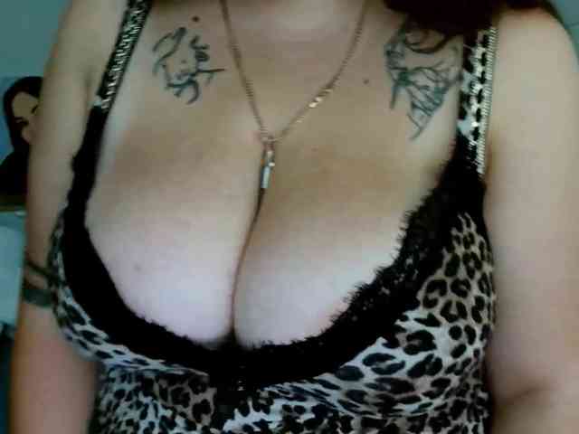 Leilabeayte24 webcam