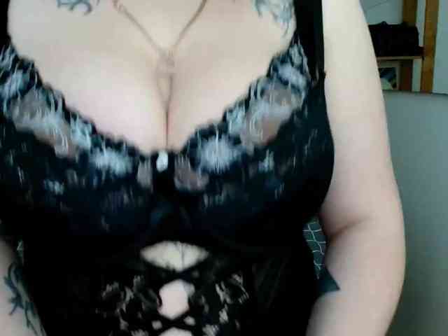 Leilabeayte24 webcam