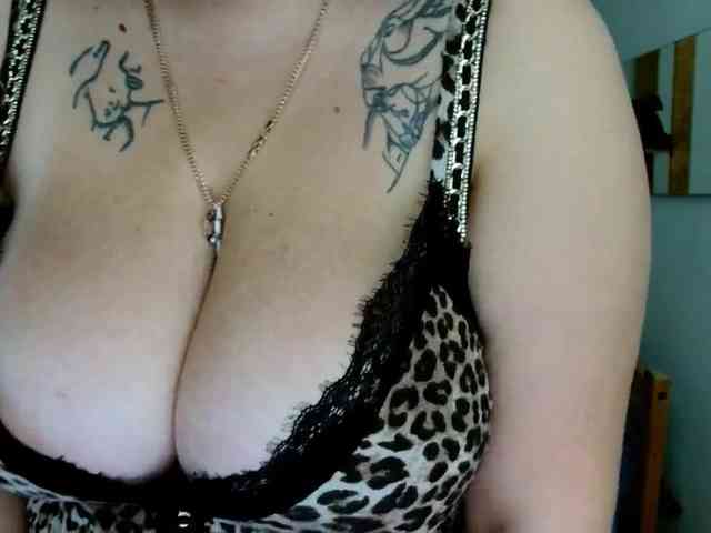 Leilabeayte24 webcam