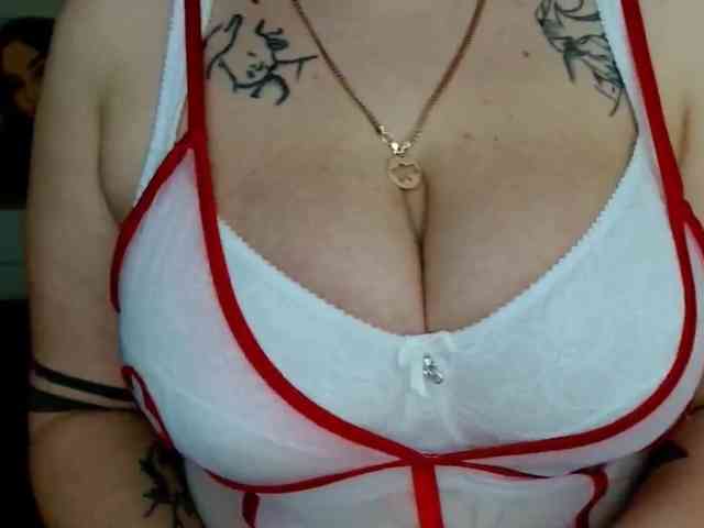 Leilabeayte24 webcam