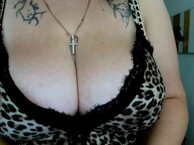 Leilabeayte24 webcam