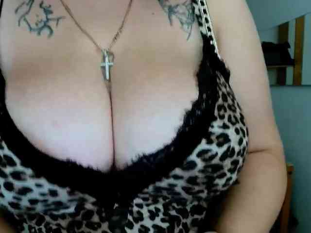 Leilabeayte24 webcam