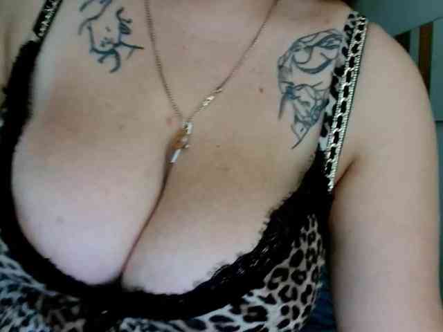 Leilabeayte24 webcam