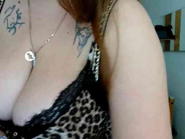 Leilabeayte24 webcam