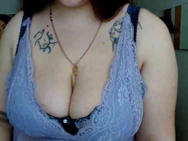 Leilabeayte24 webcam