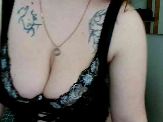 Leilabeayte24 webcam