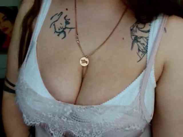 Leilabeayte24 webcam