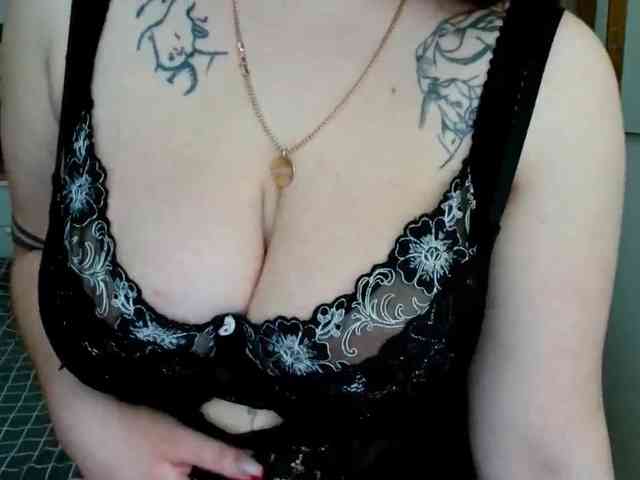 Leilabeayte24 webcam