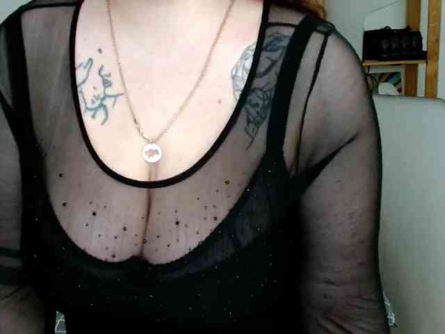 Leilabeayte24 webcam