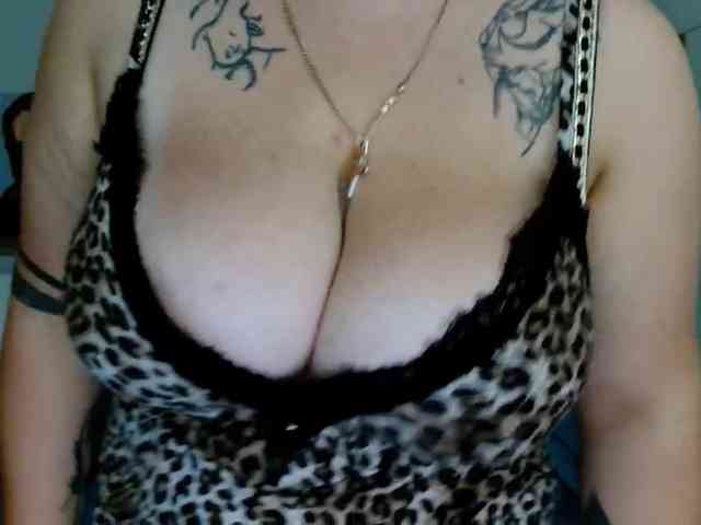 Leilabeayte24 webcam