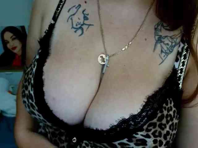 Leilabeayte24 webcam