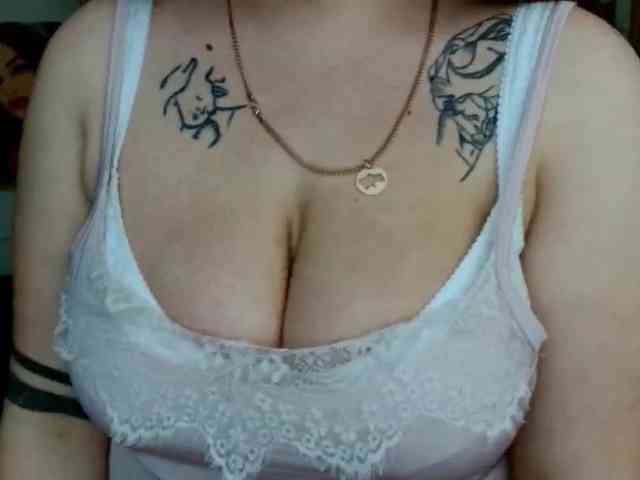 Leilabeayte24 webcam