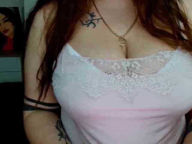 Leilabeayte24 webcam