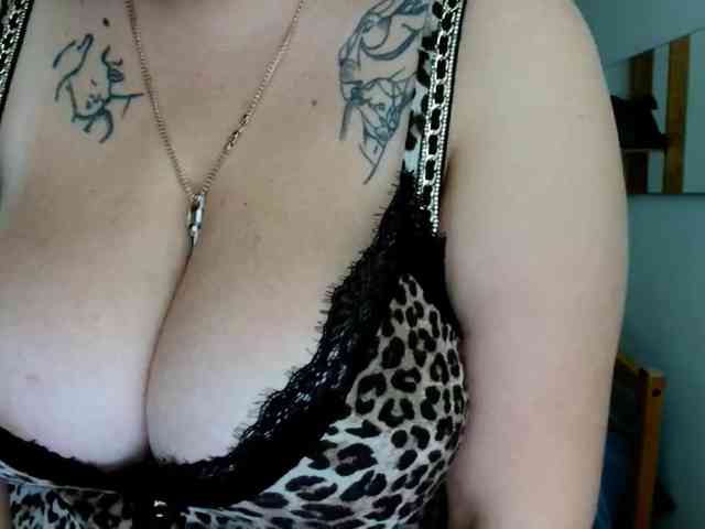 Leilabeayte24 webcam