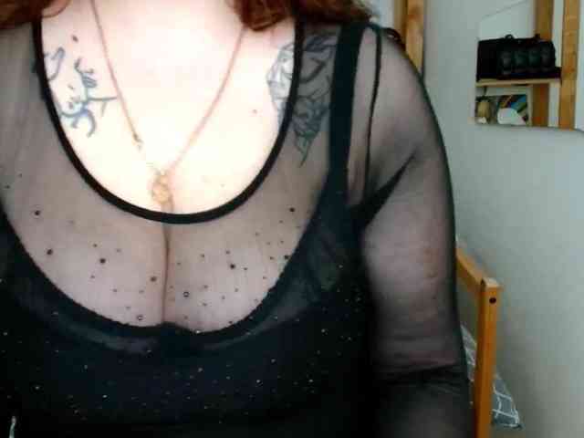 Leilabeayte24 Live Webcam on BongaCams