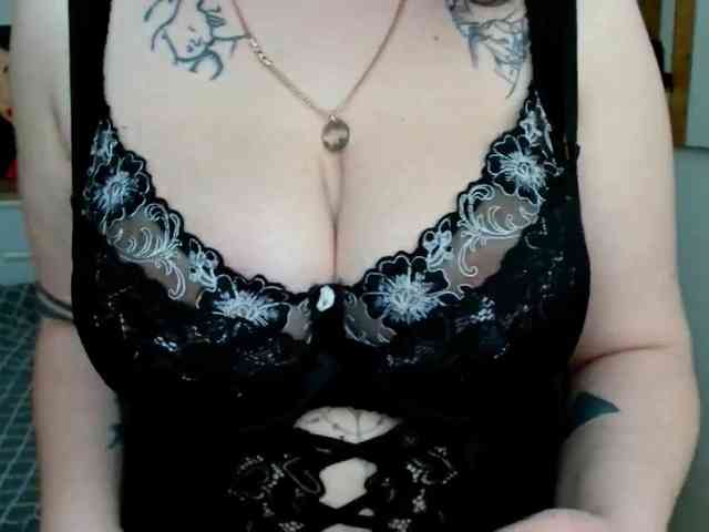 Leilabeayte24 webcam