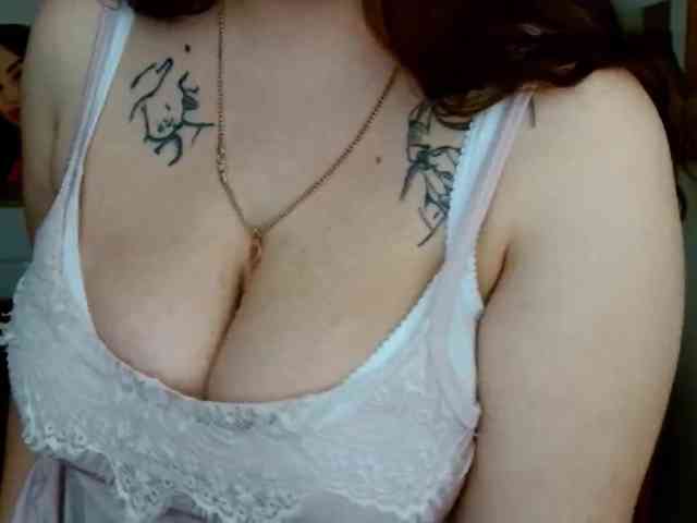 Leilabeayte24 webcam