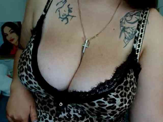 Leilabeayte24 webcam