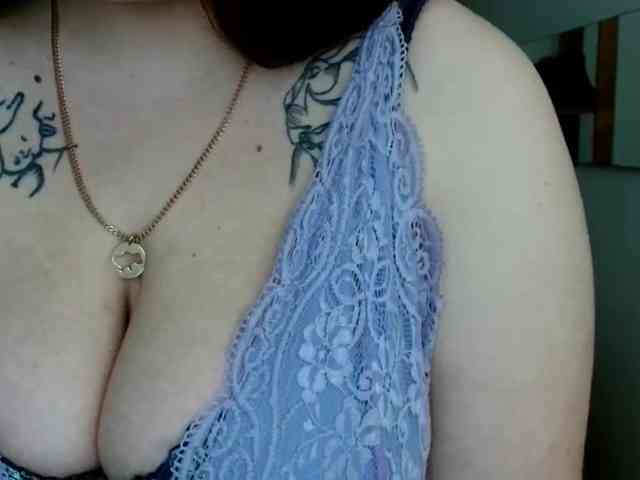 Leilabeayte24 webcam