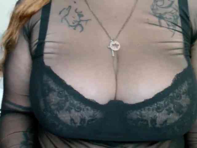Leilabeayte24 webcam
