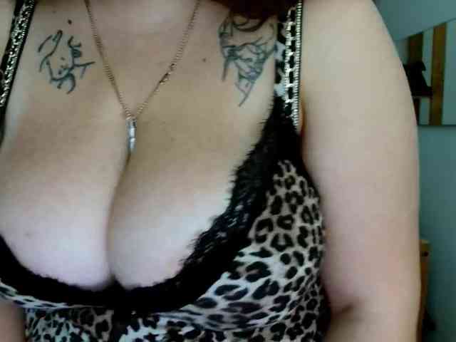 Leilabeayte24 webcam