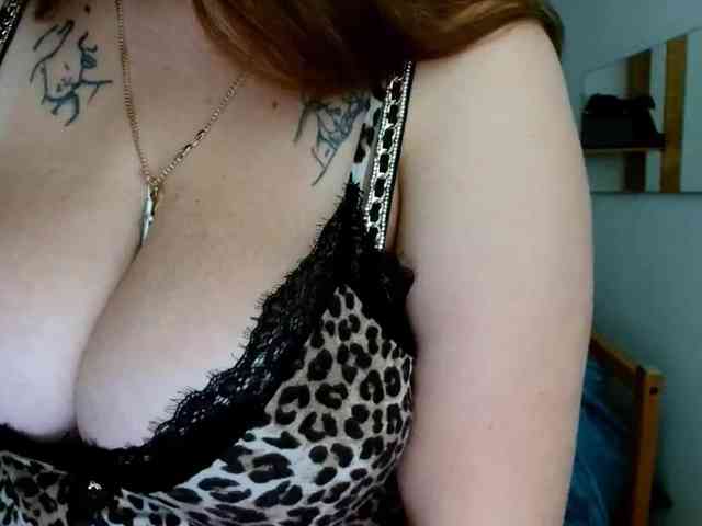 Leilabeayte24 webcam