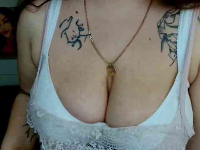 Leilabeayte24 webcam