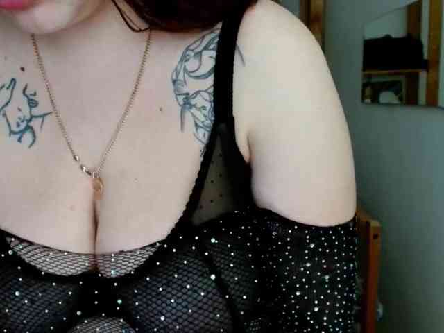 Leilabeayte24 webcam