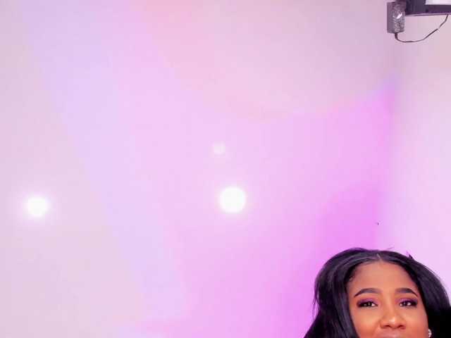 ElsieMorriss's BongaCams show and profile