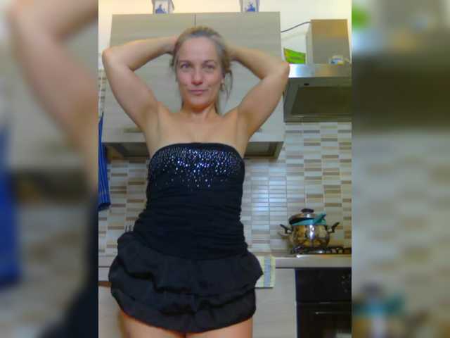  DarkAngel22-WhiteDevil69 chat room