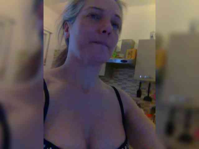 DarkAngel22-WhiteDevil69 webcam