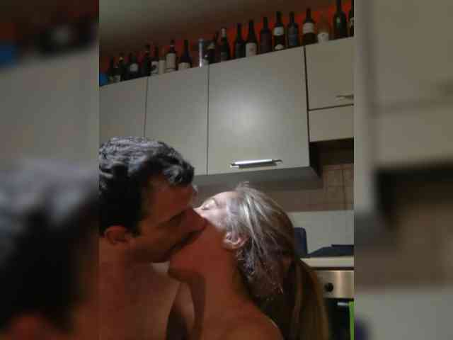 DarkAngel22-WhiteDevil69 webcam