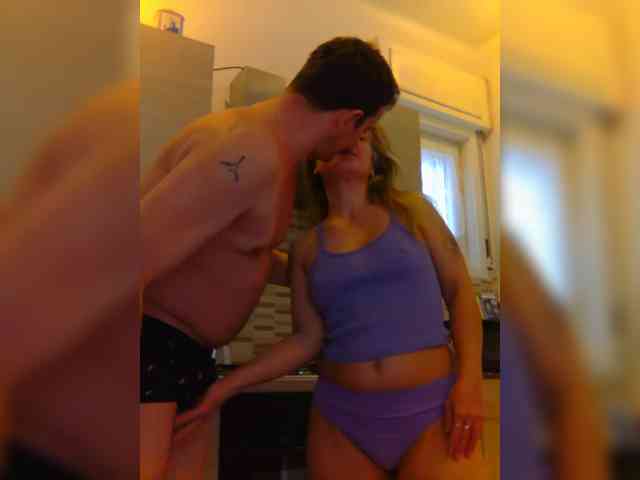 DarkAngel22-WhiteDevil69 webcam