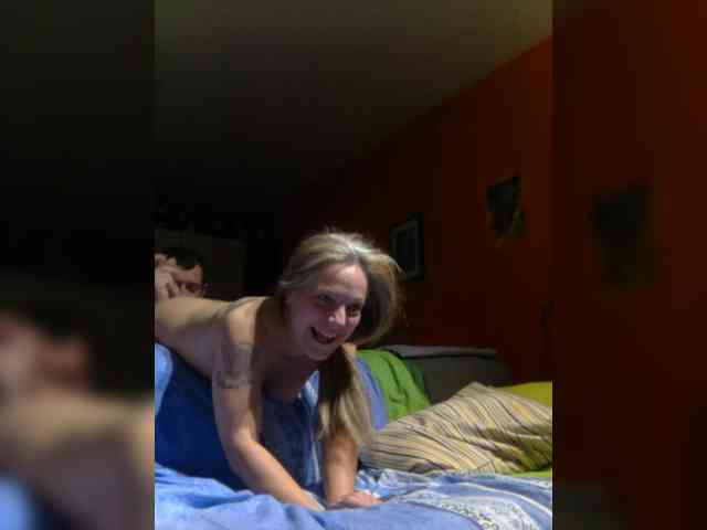 DarkAngel22-WhiteDevil69 webcam