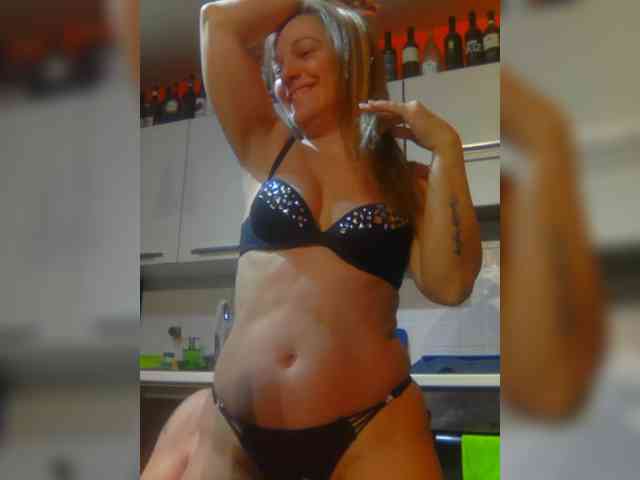 DarkAngel22-WhiteDevil69 webcam