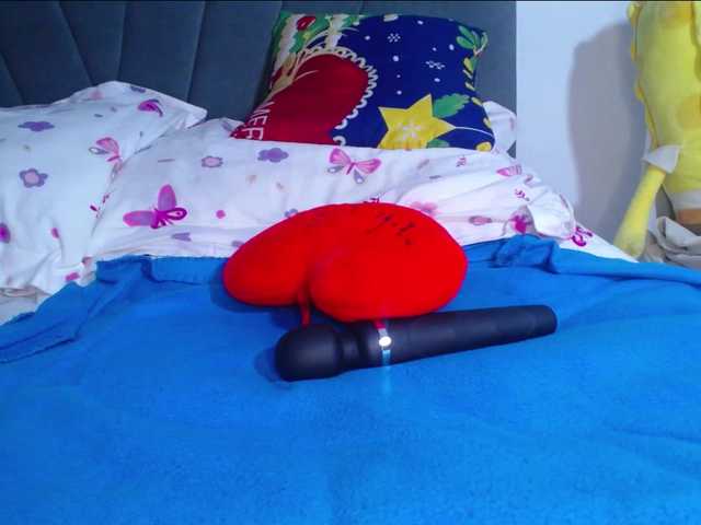 RubyErotic's BongaCams show and profile